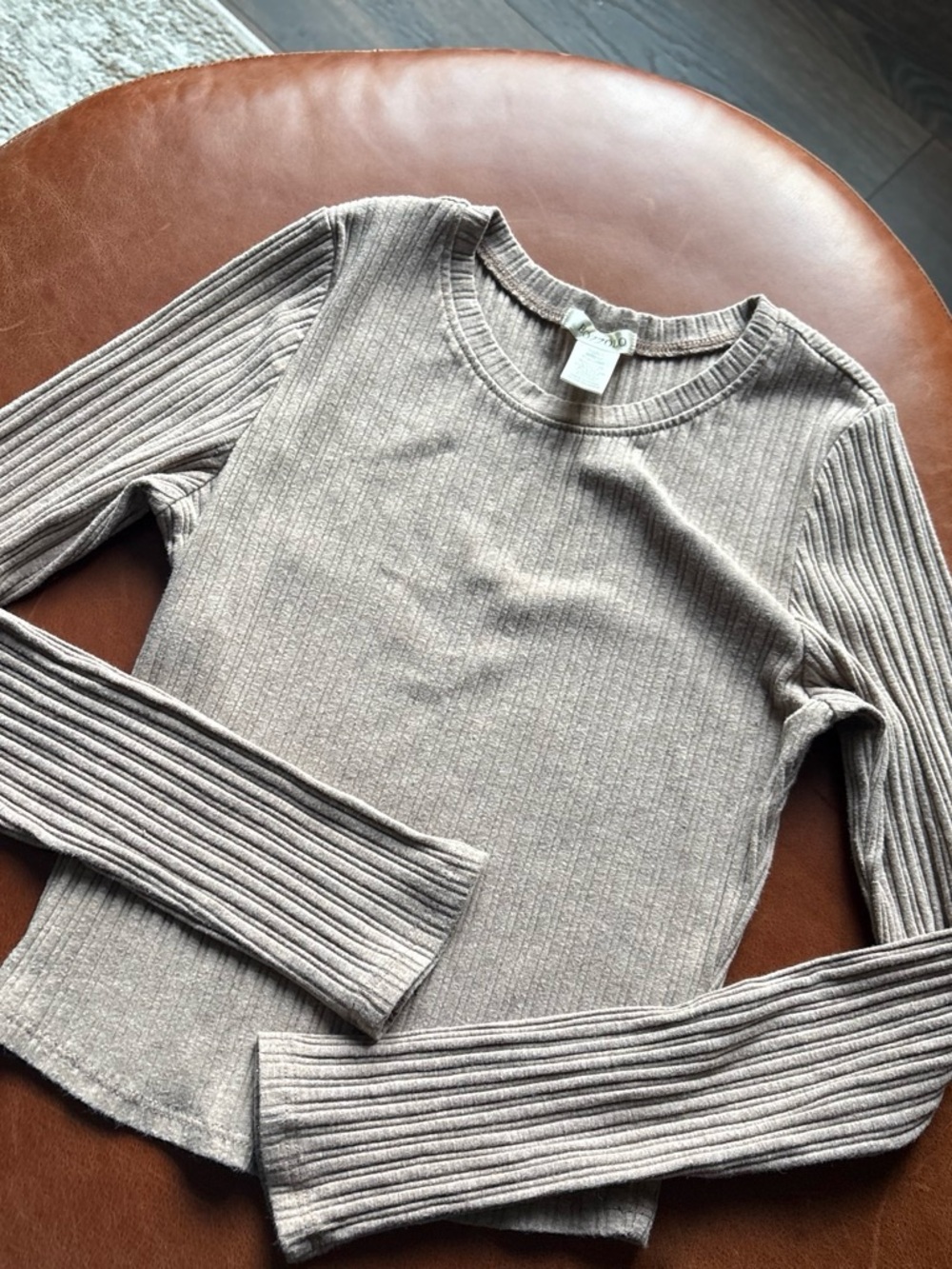 Bozzolo Ribbed Long Sleeve Crewneck Top in Taupe Gray